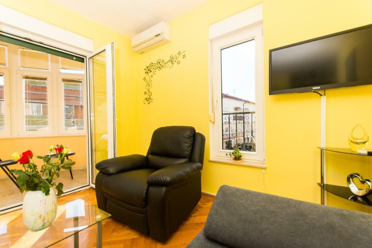 Апартаменти Apartman Ruza Трогір Екстер'єр фото