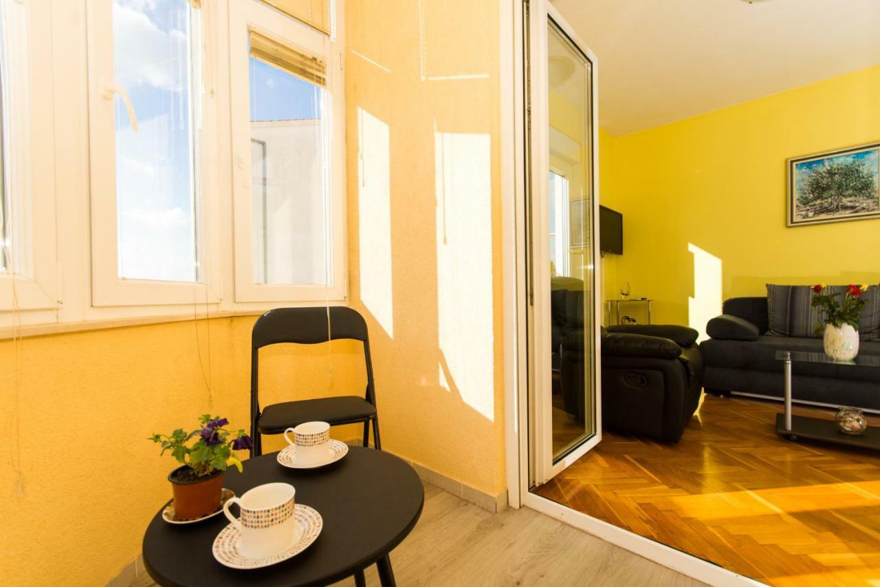 Апартаменти Apartman Ruza Трогір Екстер'єр фото