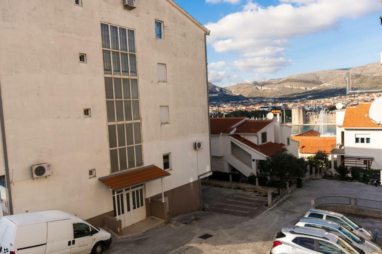 Апартаменти Apartman Ruza Трогір Екстер'єр фото