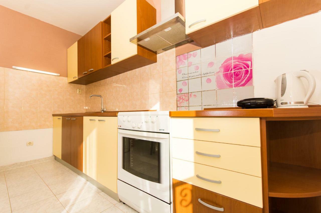 Апартаменти Apartman Ruza Трогір Екстер'єр фото