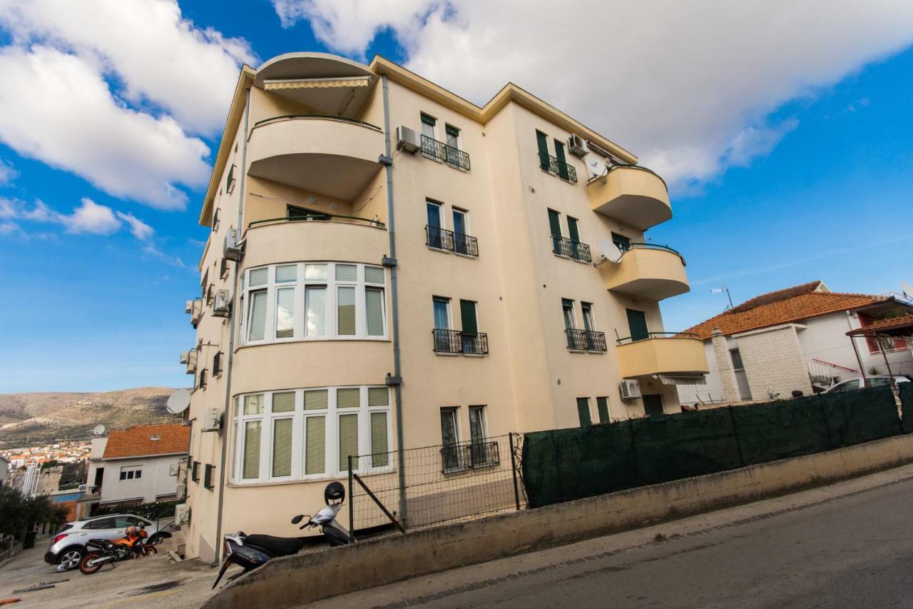 Апартаменти Apartman Ruza Трогір Екстер'єр фото