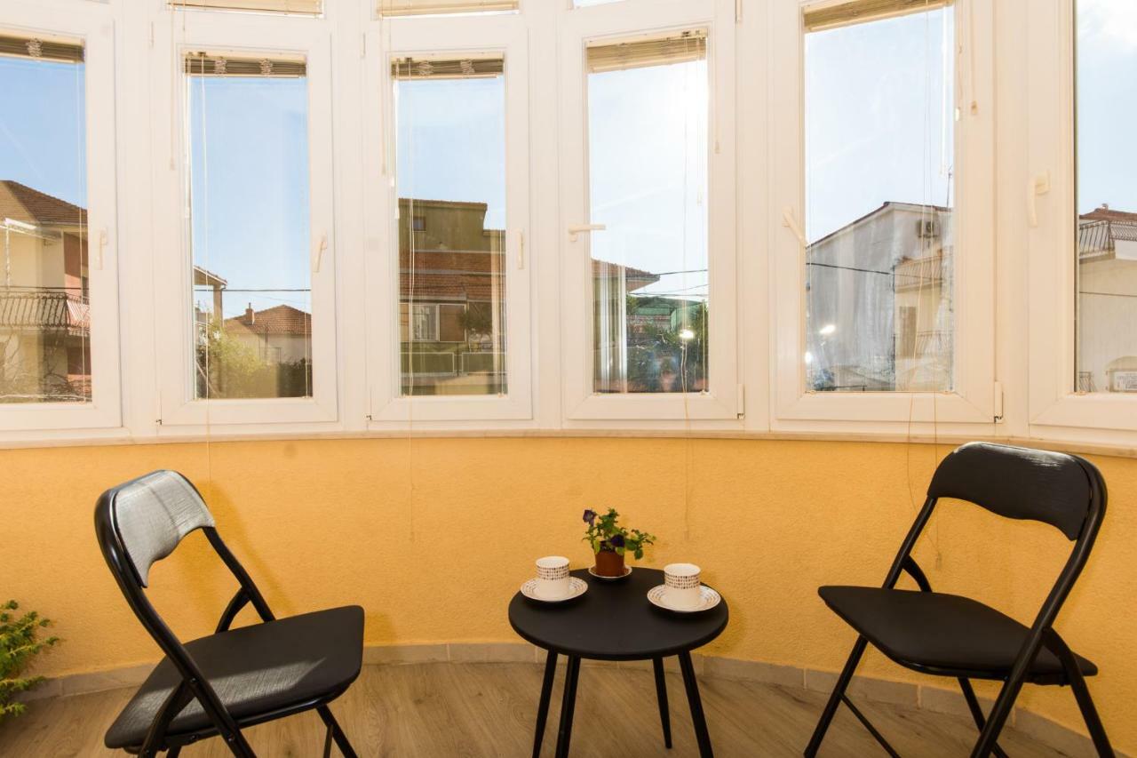 Апартаменти Apartman Ruza Трогір Екстер'єр фото