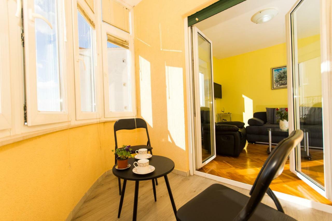 Апартаменти Apartman Ruza Трогір Екстер'єр фото
