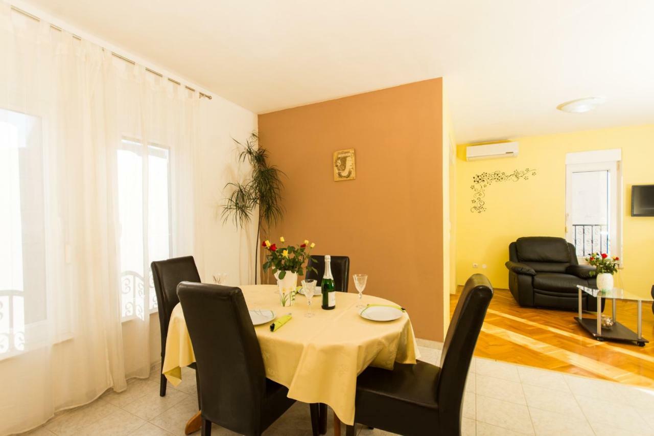 Апартаменти Apartman Ruza Трогір Екстер'єр фото